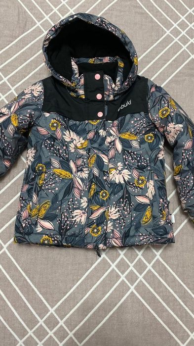 Продам зимнию комбинезон