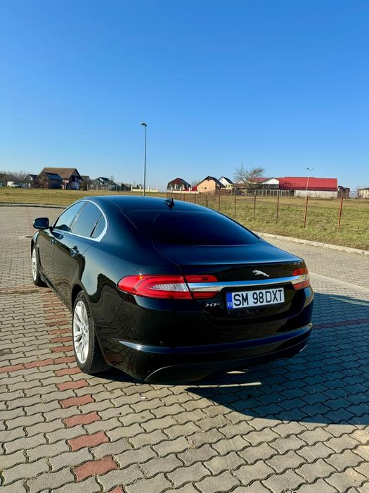 JAGUAR XF X250 2.2