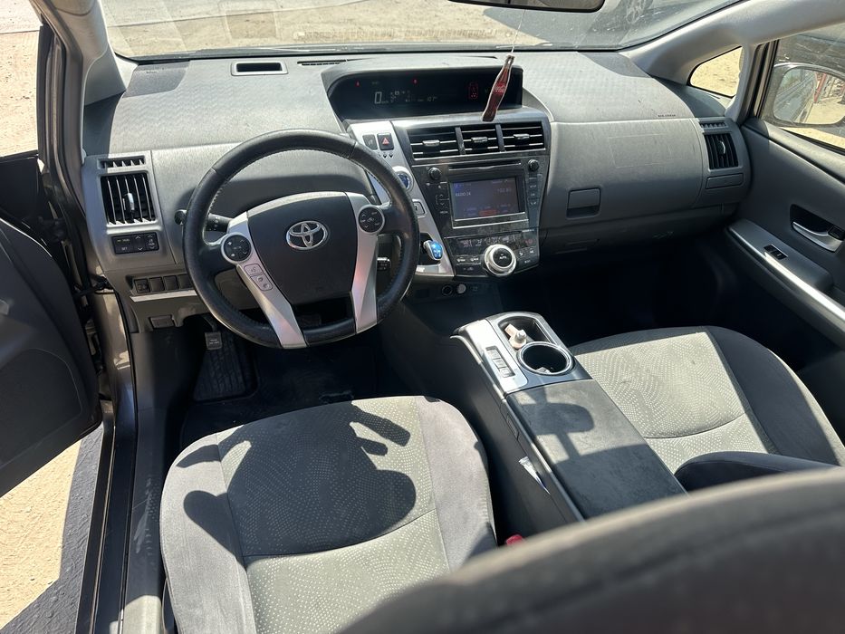 Toyota Prius + , Hybrid на Части!!!