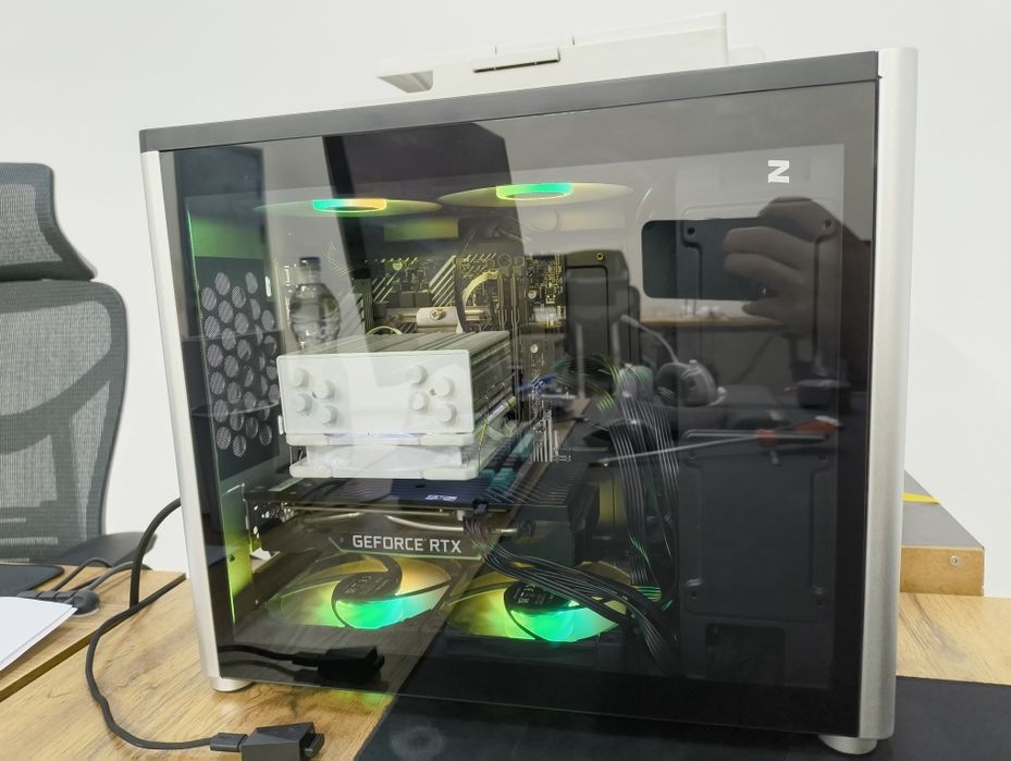 Кейс для работы и игр