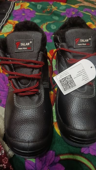 Спец одежда и спец обувь- ботинки