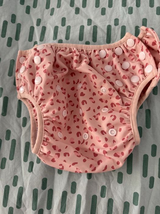 Бебешки памперс бански 0-3 г на Swim Essentials и 86-92 см на Fresk