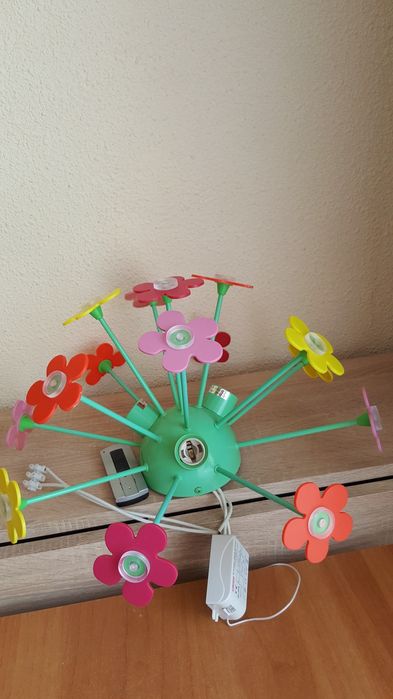 Lustră cu telecomandă