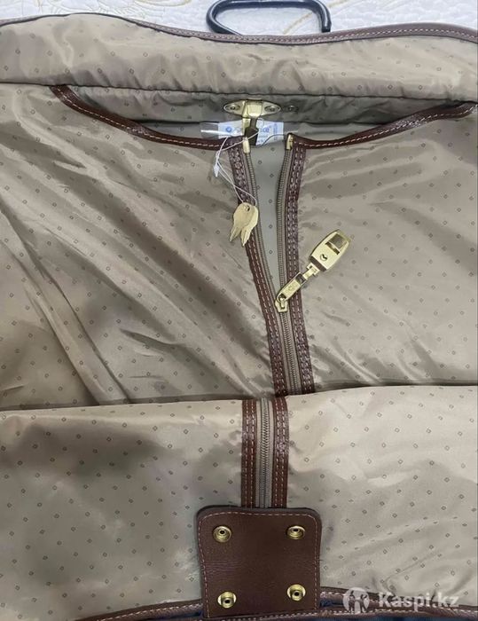 Кофр сумка для костюма