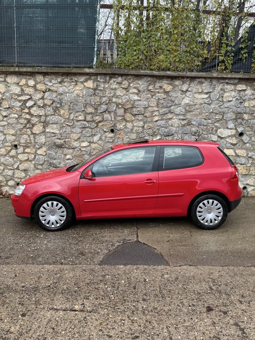 Volkswagen Golf 5 1.9 TDI Sportline Trapa Electrică