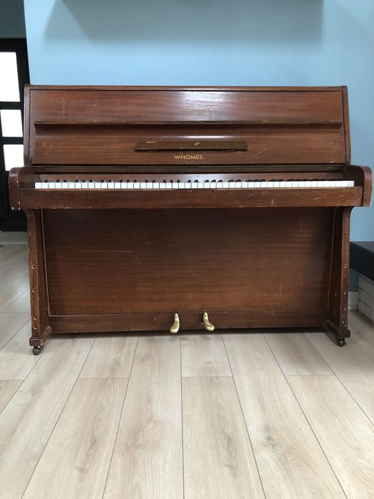 Pianina veche Whomes
