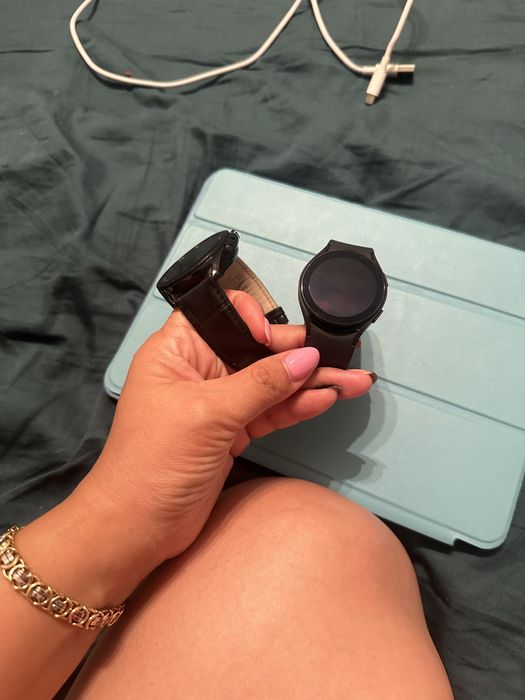 Срочно продам Самсунг watch 3