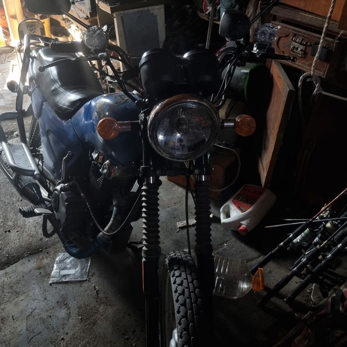 Продам мотоцикл YAQI