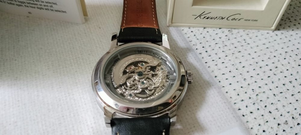 Vând ceas automatic