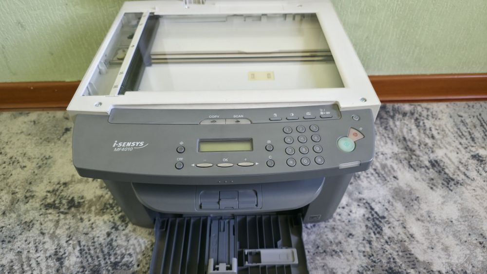 Продам 3в1 принтер Canon MF4010