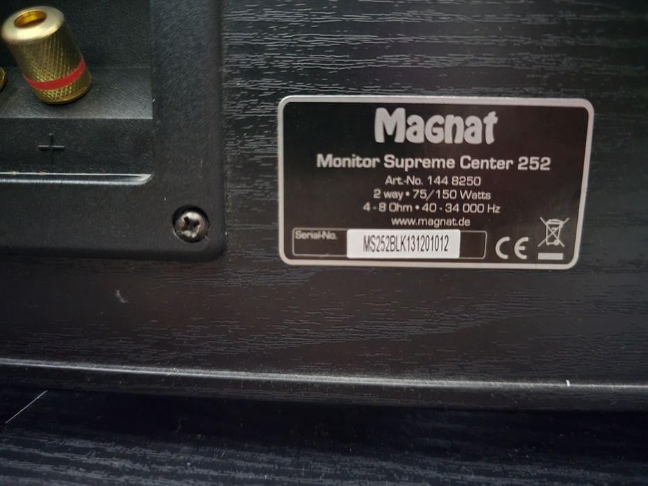 Vând set de boxe Magnat – Monitor Supreme 202 și Center 252