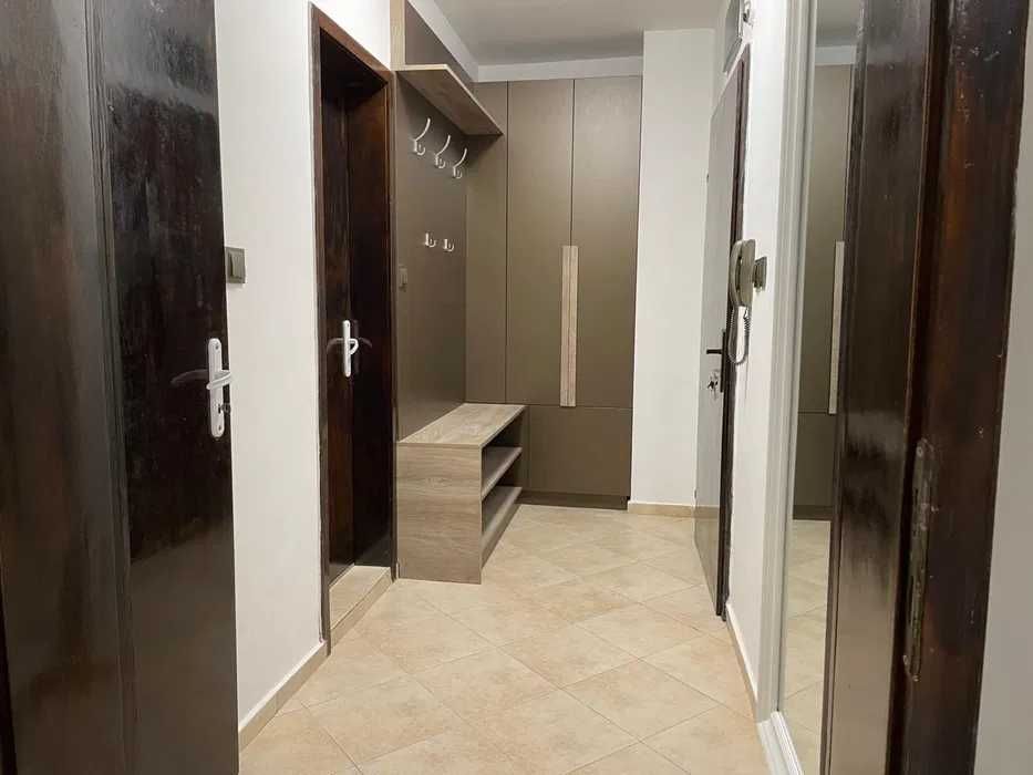 Дава се под наем Едностаен апартамент в София, Триъгълника - 45 кв.м за 350 € - Снимка #1