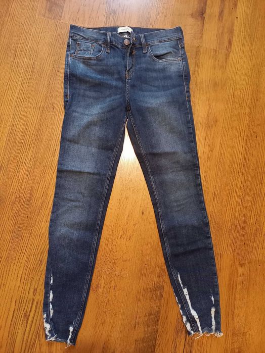 Панталони по 15лв