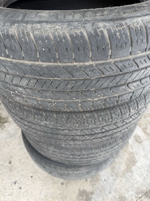 Продам шины комплект