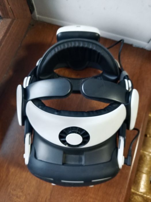 Продам очки вертуальной реальности.