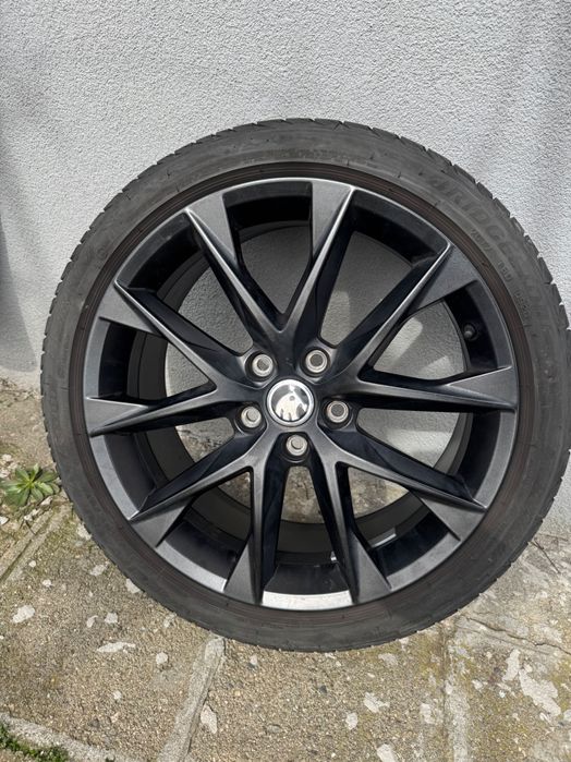 Гуми Bridgestone