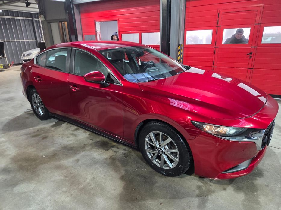 Mazda 3 Primul si unic proprietar. Stare buna.