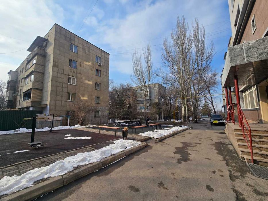 Продам 3ком. квартиру Афцинао 1