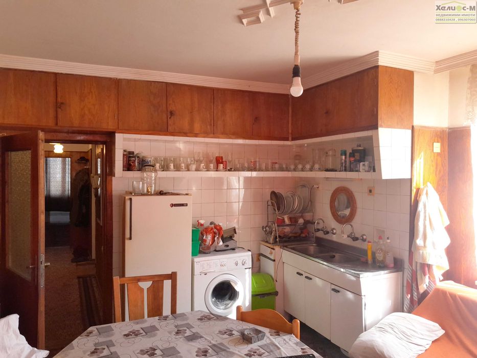 Тристаен апартамент в централната част на гр.Монтана