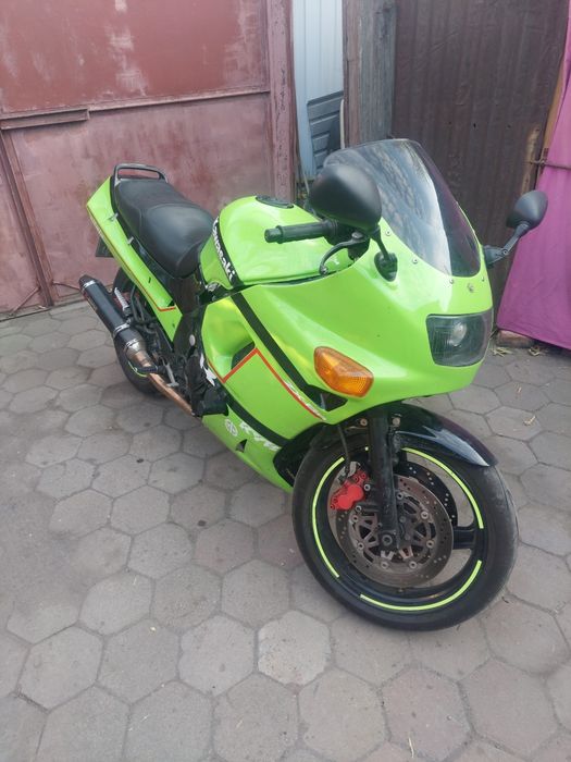 Кавасаки ззр400 продам