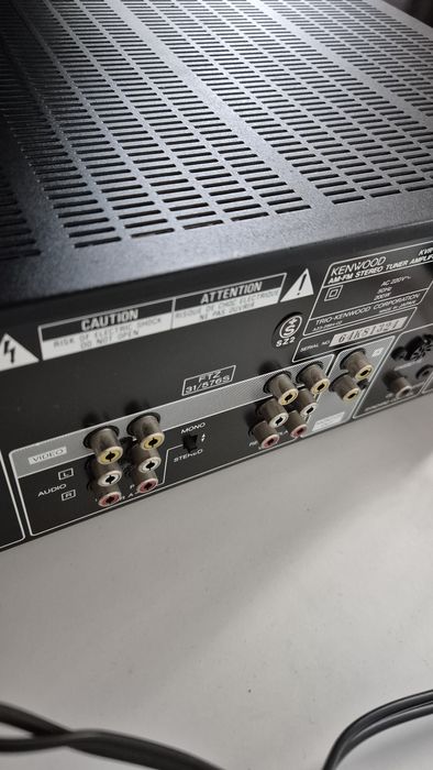 Усилвател kenwood