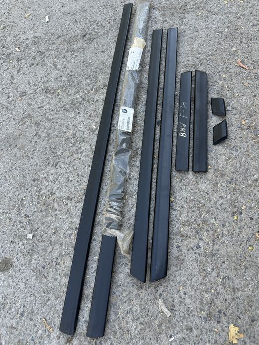 Оригинальные молдинги дверей БМВ Е34