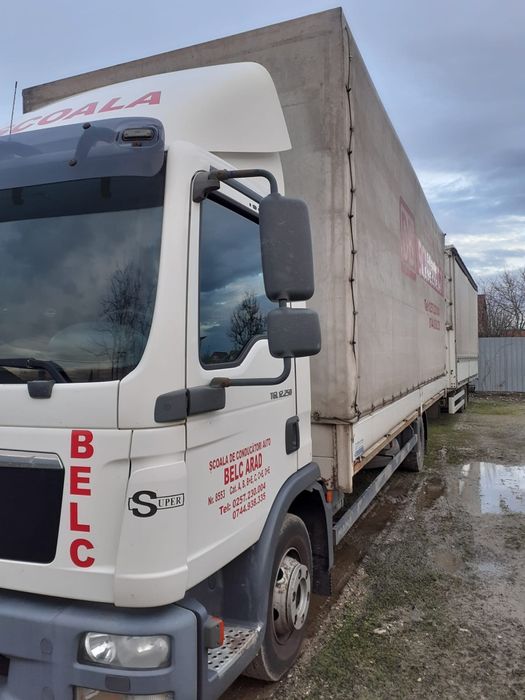 Vând camon marca MAN