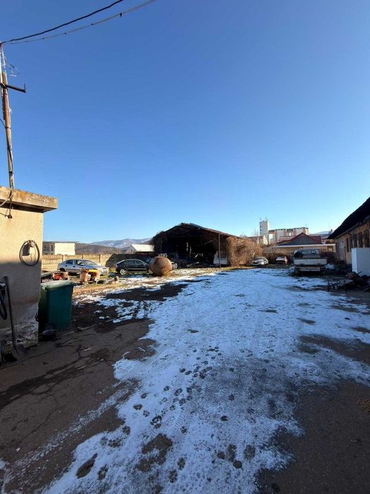 Vand hala industriala 1.000+ mp cu teren 3.000 mp