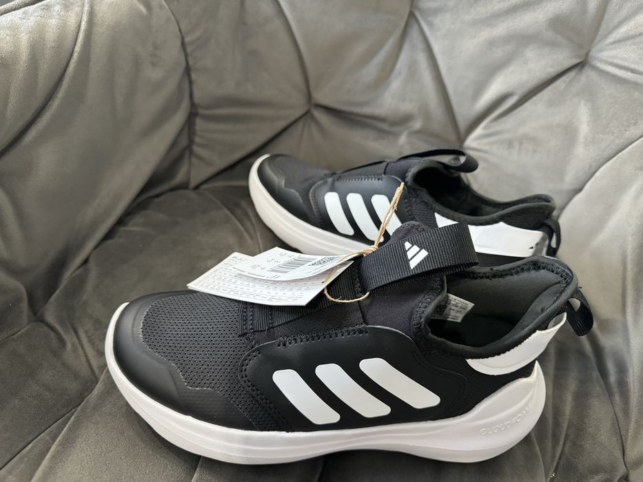 Маратонки Adidas