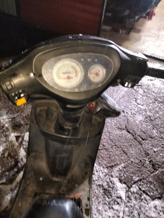 Продам скутер 80 куб