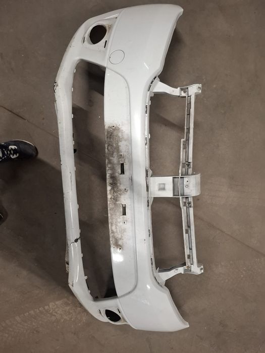BaraAripa fata,far,carenaj stg, grila bara Dacia Sandero Logan Stepway