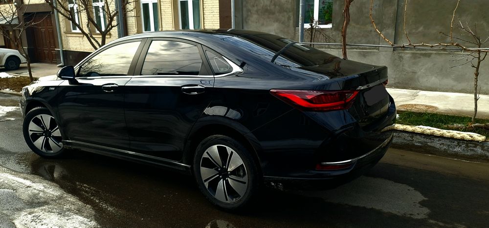 Продаю Электромобиль Baic EU7 Elektromobil