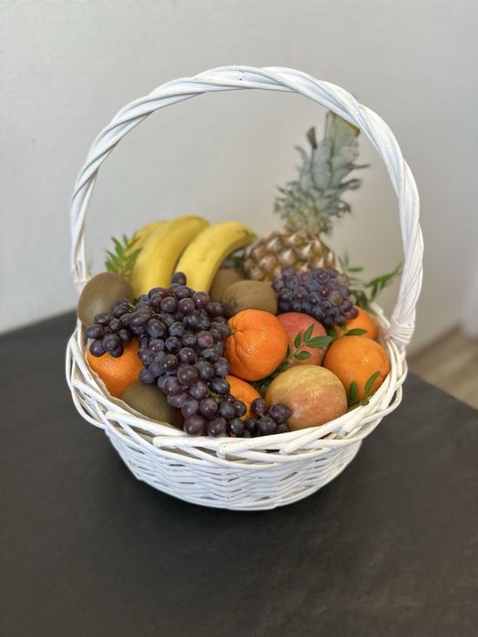 Подарочные корзины с фруктами