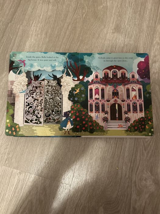 Usborne Frumoasa si bestia