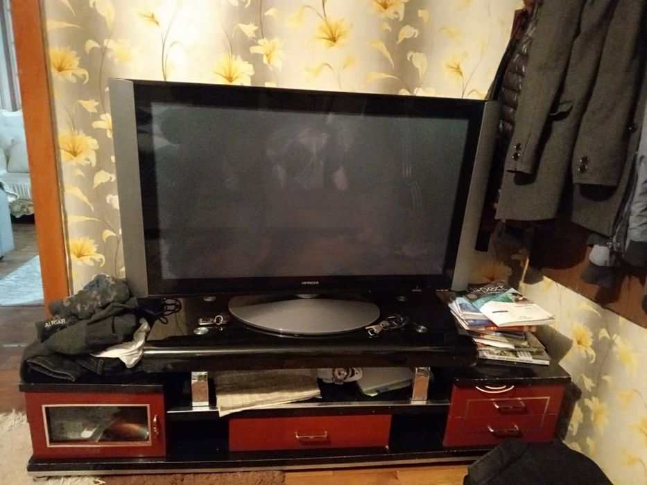Телевизор продам