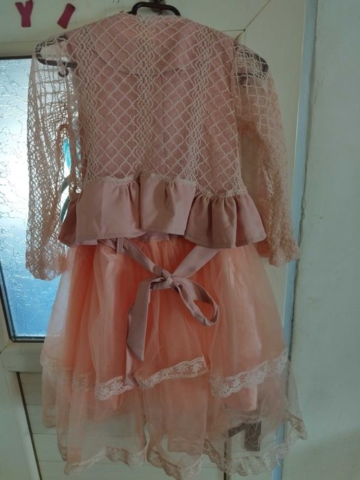 Детска розова рокля