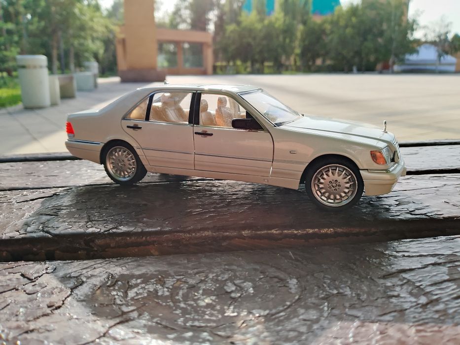 Мерседес S320 и Mersedes E 300