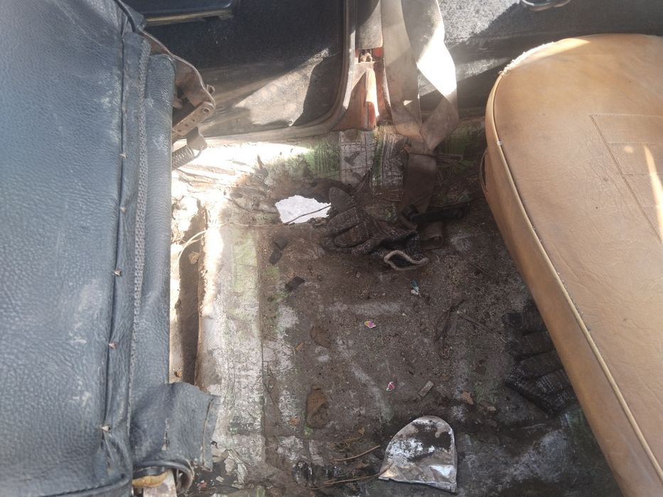 Продам ваз 21011