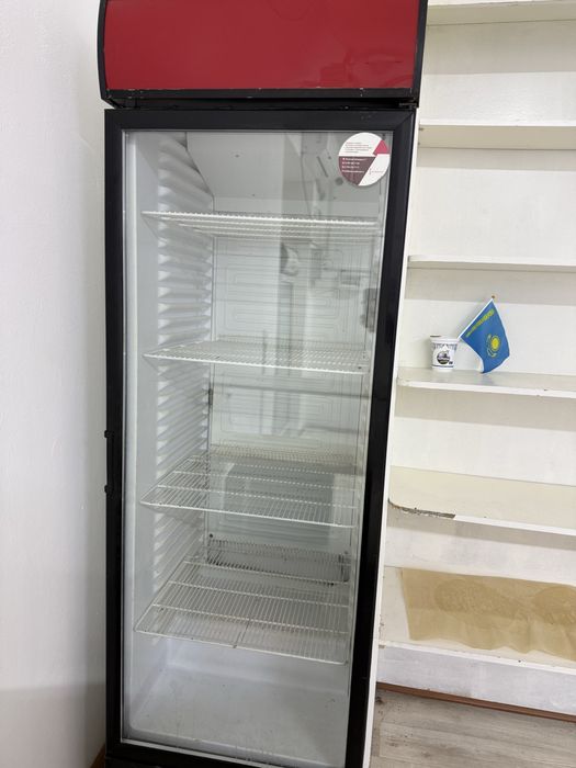 Холодильник витринный