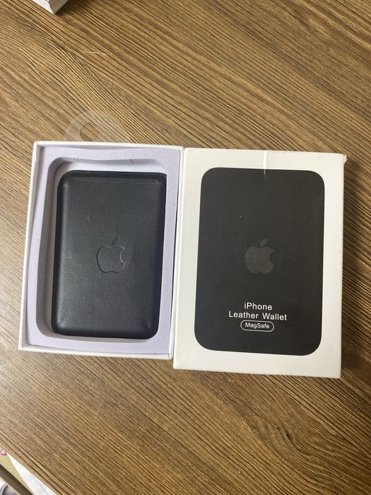 Картхолдер на Iphone MagSafe Wallet