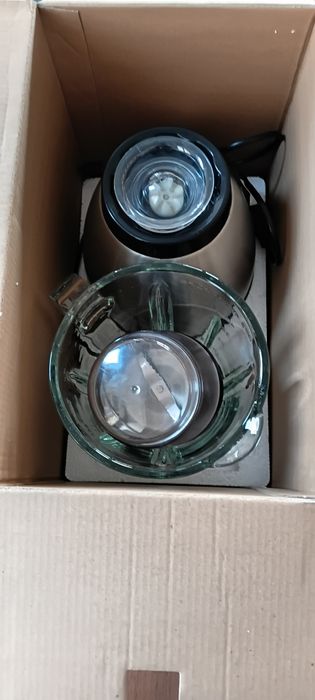Продам блендр EIENBERG новый в упаковке