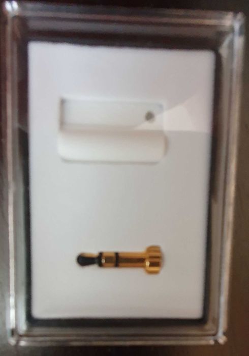 Vând adaptor infrarosu  pt telefoane Iphone