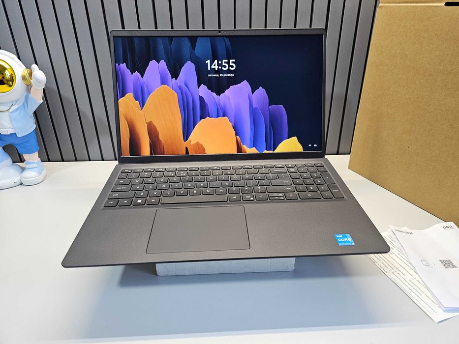 ПРОДАМ Dell Vostro 3520 Ноутбук Core™i3-1215U/8GB/256SSD/15.6"iPSFulHD
