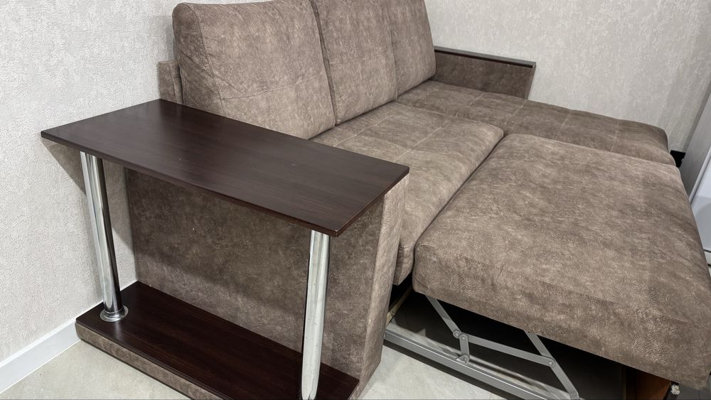 Продам угловой диван