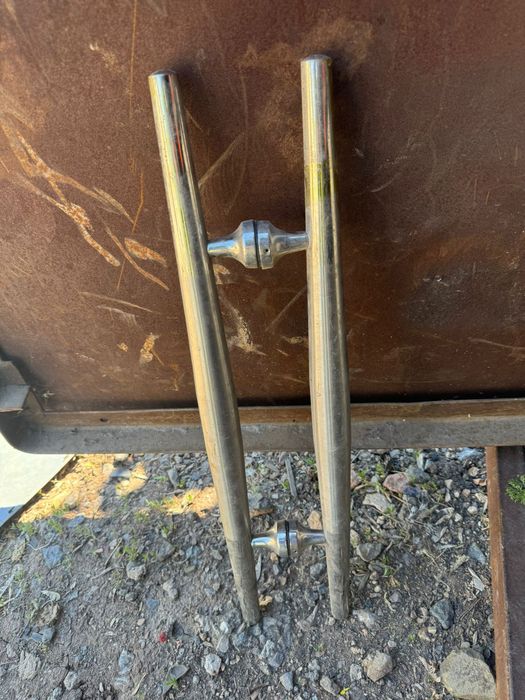 Ручки дверные.    .