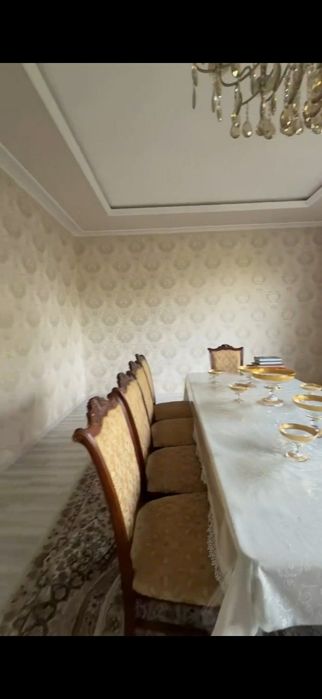Uchastka sotiladi 1,5 sotix. 5 xonali. Toshkent tumani.  Kirov.