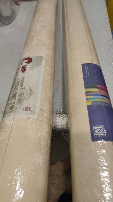 Продам обои 3 рулона