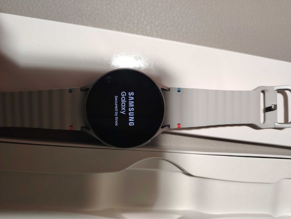 Чисто нов! Samsung Galaxy Watch 7 44mm