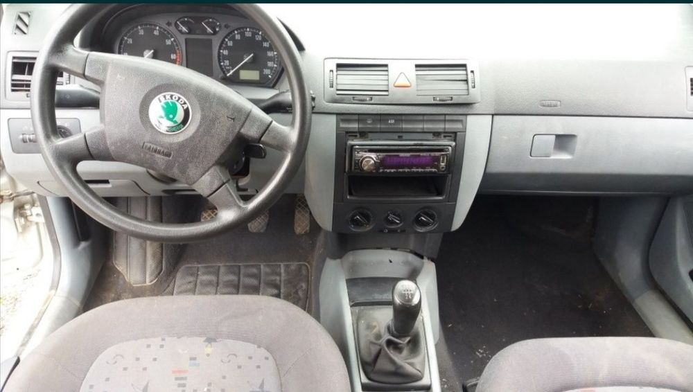 Geam stanga dreapta fata spate skoda fabia 1 1.4i aua