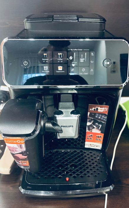 Кафе машина робот PHILIPS